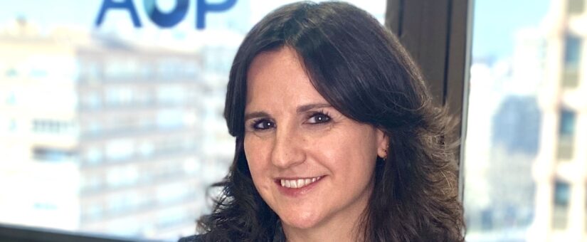 “El reto de descarbonizar el transporte es tan ambicioso, que todas las tecnologías que puedan reducir emisiones deben contribuir”. INÉS CARDENAL. Directora de Comunicación y Asuntos Legales AOP