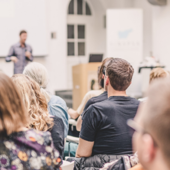 Previous thumb