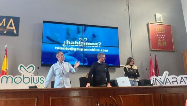 Formación | Profesionales de Mobius Group vuelven a las aulas