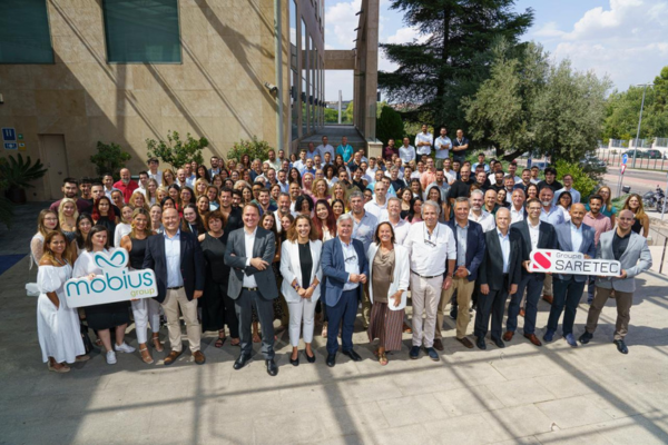 Hacemos balance del primer aniversario de la adquisición de Mobius por Groupe Saretec. Su CEO, Jean-Vincent Raymondis, destaca que “nos acompañan las personas y nos respaldan los resultados. Somos un gran grupo.” No te pierdas el reportaje completo.