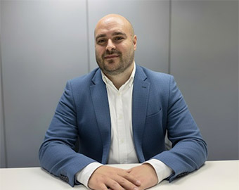 Matthieu Vernet - Director financiero (Groupe Saretec · Mobius Group)