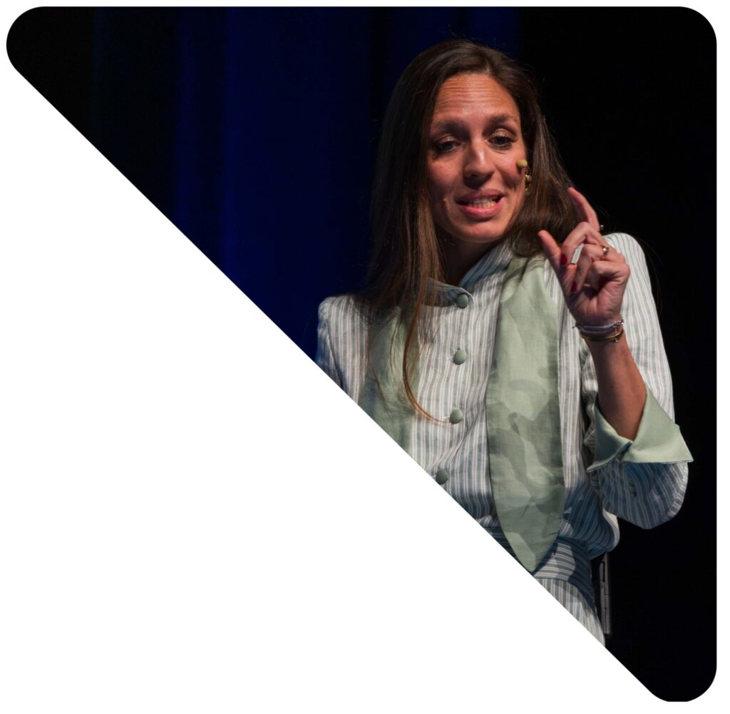 Paula Aldea Calzón, directora de Comunicación y Marketing de ANCERA